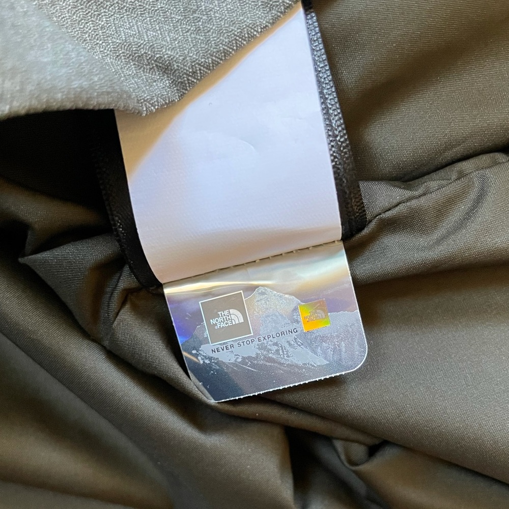 The North Face Men’s Gotel Waterproof Jacket - Picture 8 of 8